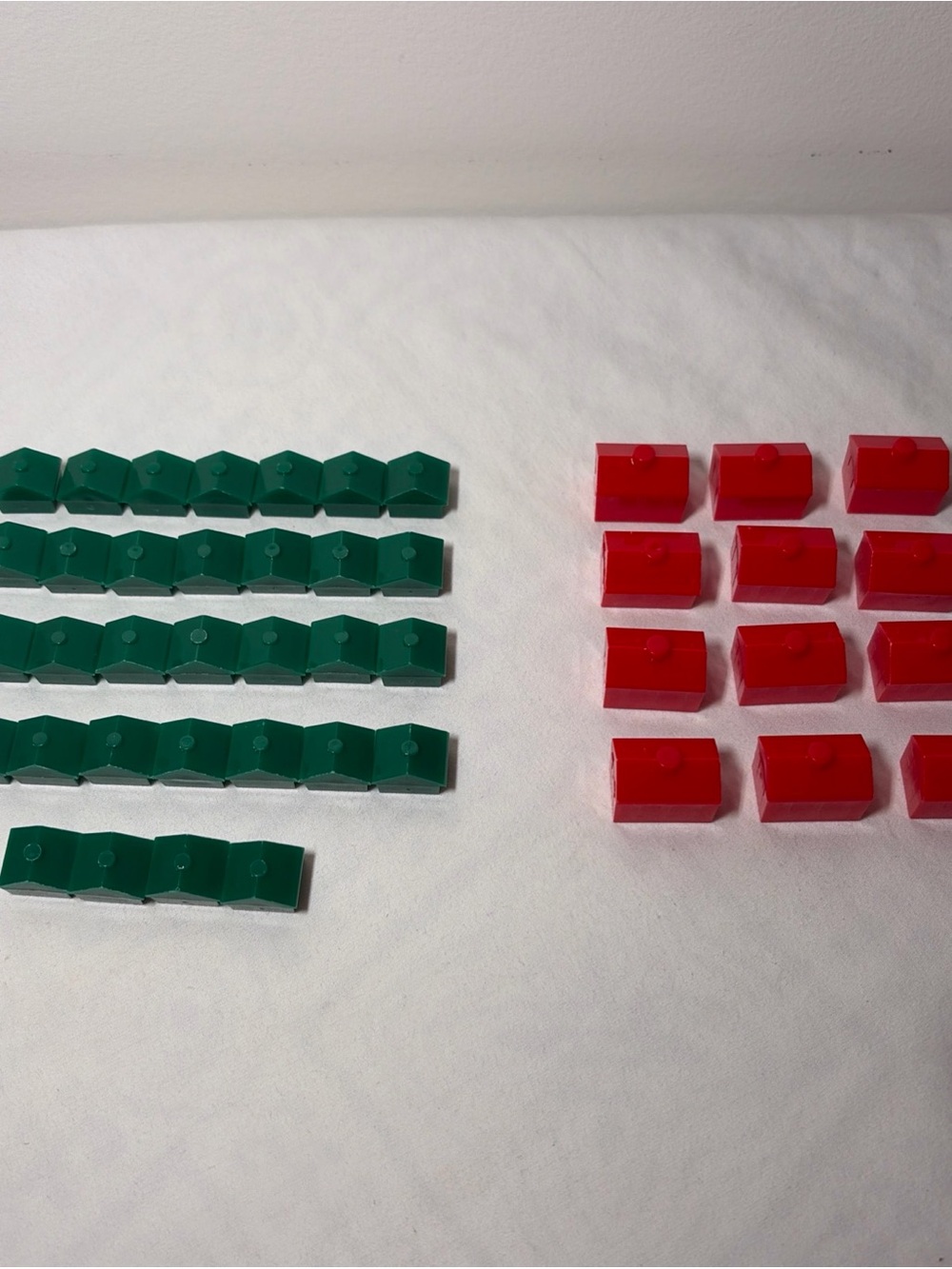 Hasbro Red Hotels and Green Houses Board Game Tokens 1970’s Manopoly